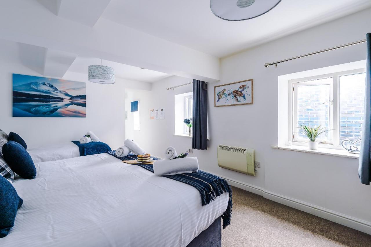 Stylish Chester City Centre Apartment By 53 Degrees Property, Ideal For Couples & Business Professionals - Sleeps 4 Exterior photo